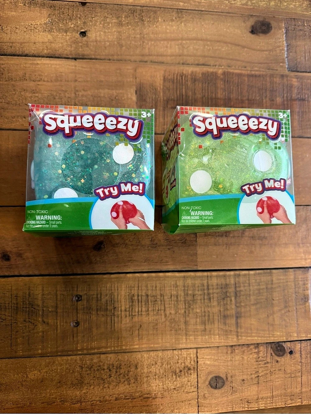 NEW SQUEEEZY GLITTER DICE SQUISHY BLUE AND GREEN BUNDLE squishy